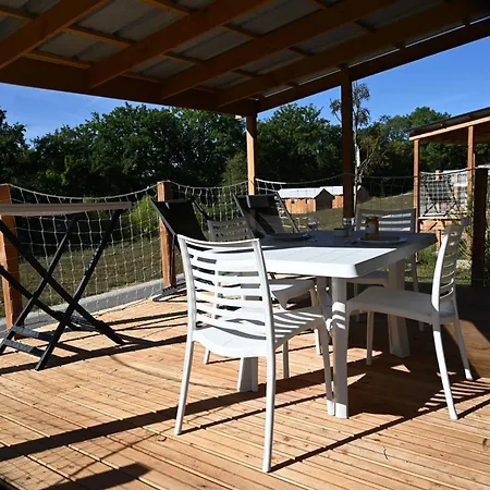 Mobil-home Prestige Avec Terrasse Pour 4 Personnes - Api-1-52-1050 Martiel