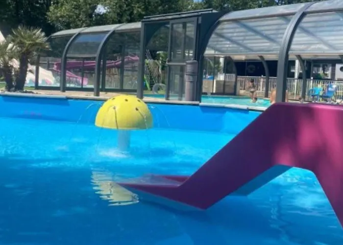 Camping Mobil-home Prestige Avec Terrasse Pour 4 Personnes - Api-1-52-1050 Martiel