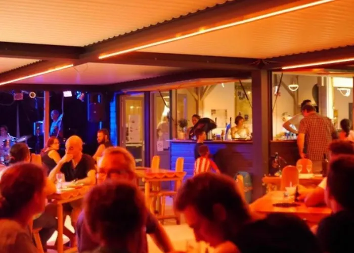 Mobil-home Prestige Avec Terrasse Pour 4 Personnes - Api-1-52-1050 Martiel